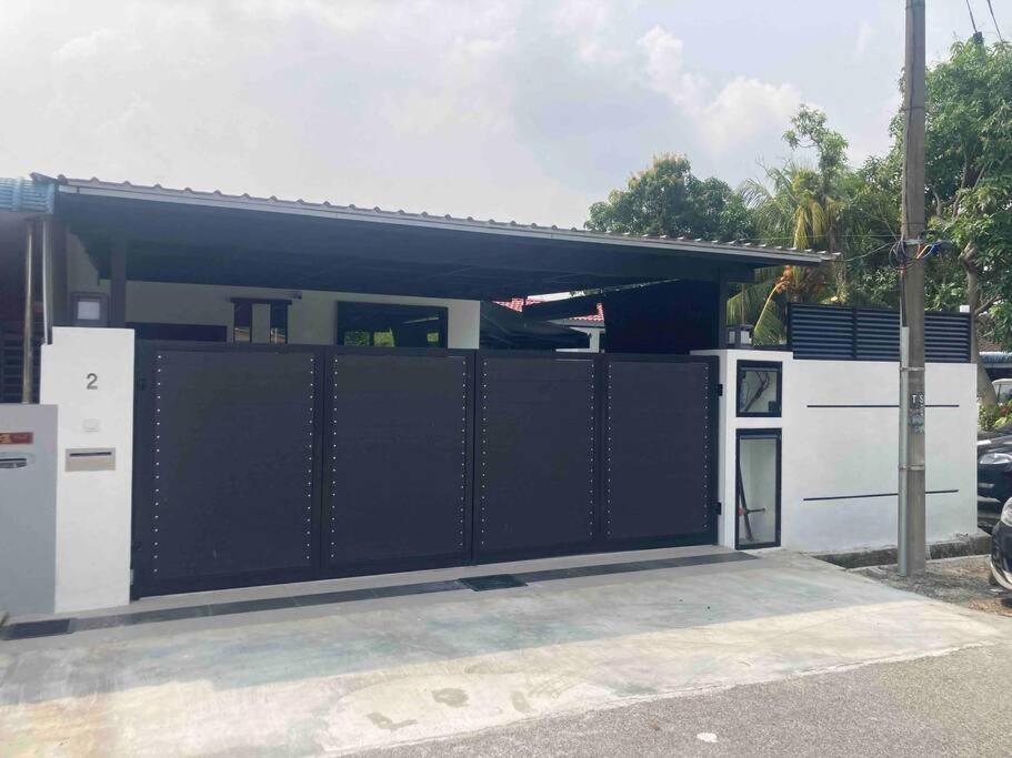 Abbie'S Private Pool Villa Bukit Mertajam Penang Luaran gambar